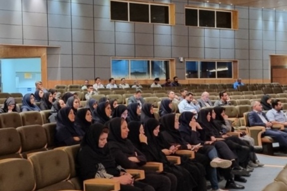 حضور چشمگیر دانشجویان دانشگاه تحصیلات تکمیلی صنعتی و فناوری پیشرفته در سی‌ویکمین کنفرانس ملی هسته‌ای ایران